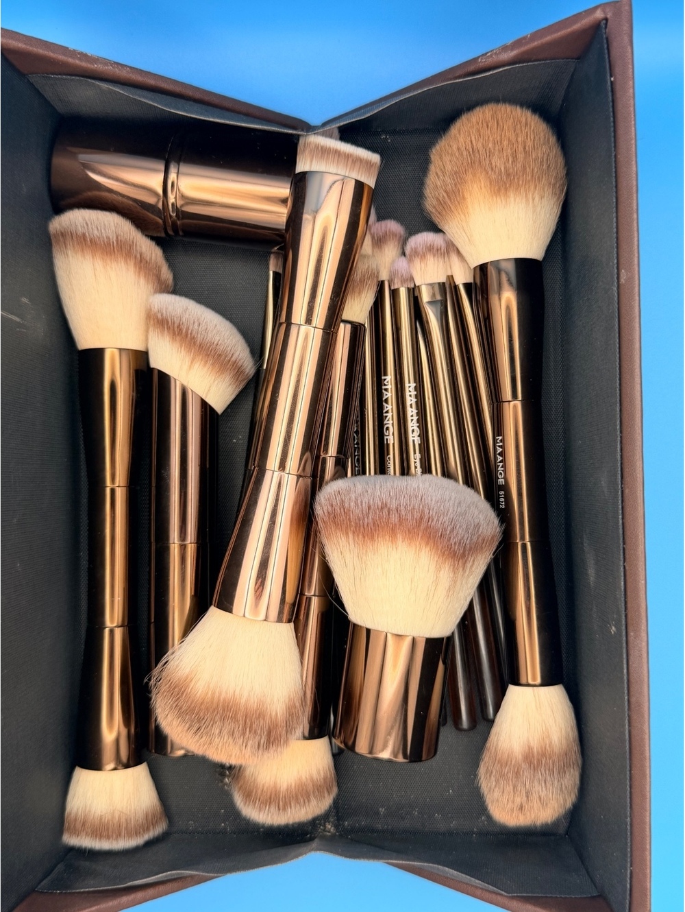 Makeup Brush Set MAANGE Professional with Brown Case